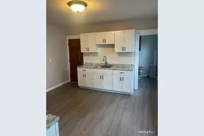 99-101 Campfield Avenue, Hartford, CT 06114 - Photo 9