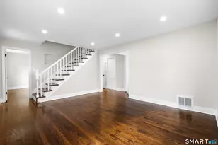 131 Chester St, Hamden, CT 06514 - Photo 7