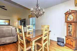 30 Prosperity Ct, Southington, CT 06489 - Photo 17