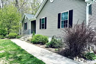 29 Logan Ln, Thompson, CT 06277 - Photo 3
