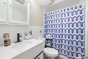 6 Sterling Village, Meriden, CT 06450 - Photo 13