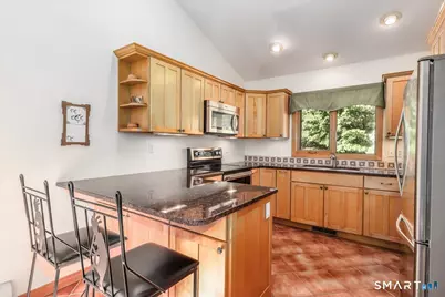 6 Dogwood Park North, Danbury, CT 06811 - Photo 11