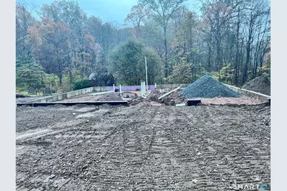 226 Woodland Avenue, Bloomfield, CT 06002 - Photo 1