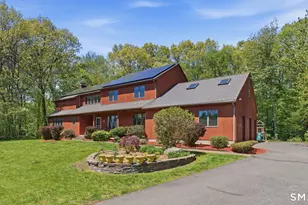 13 Copper Knoll Ln, Cromwell, CT 06416 - Photo 3