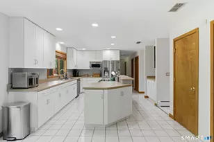 13 Copper Knoll Ln, Cromwell, CT 06416 - Photo 15
