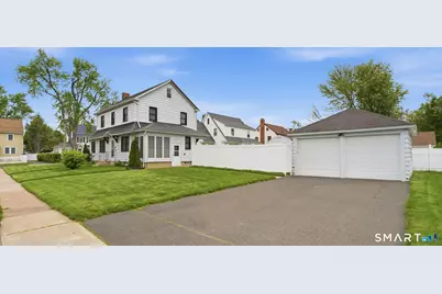 30 Walter Place, East Hartford, CT 06108 - Photo 5