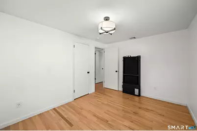 152 Somerset Street, West Hartford, CT 06110 - Photo 25