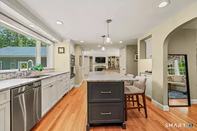 8 Ann Mar Lane, Simsbury, CT 06070 - Photo 11