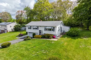 23 Rockwood Dr, Waterford, CT 06385 - Photo 33