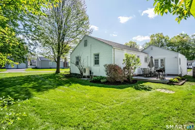 42 Haynes Road, West Hartford, CT 06117 - Photo 3