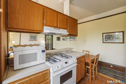 548 Orange Street #302, New Haven, CT 06511 - Photo 11