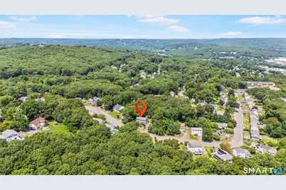 128 Midwood Avenue, Waterbury, CT 06708 - Photo 35