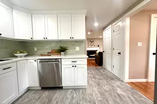 3 Gloria Ln, Ellington, CT 06029 - Photo 3