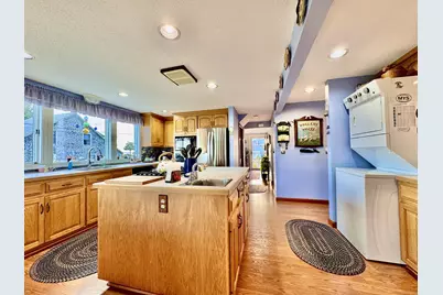 71 Wolcott Avenue, Stonington, CT 06378 - Photo 21