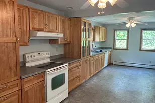 109 Beach Dr, Prospect, CT 06712 - Photo 3