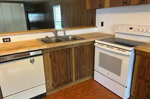 28 Cheyenne Rd, East Hartford, CT 06118 - Photo 5