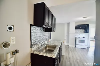 2310 Barnum Avenue #First floor, Stratford, CT 06615 - Photo 5