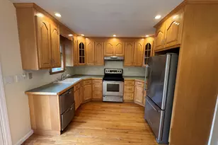 30 Round Tree Dr, Naugatuck, CT 06770 - Photo 9
