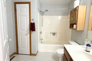 380 Hitchcock Rd, Waterbury, CT 06705 - Photo 27