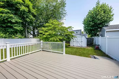 25 Waldo Street, East Haven, CT 06512 - Photo 9