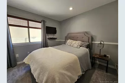 33 Pleasant Street #13, Stamford, CT 06901 - Photo 7