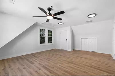 19 Willard St Street #FL 3, New Haven, CT 06515 - Photo 11