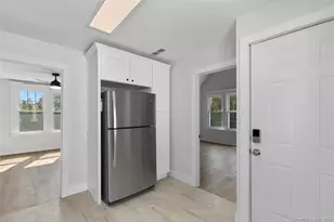 19 Willard St St, New Haven, CT 06515 - Photo 3