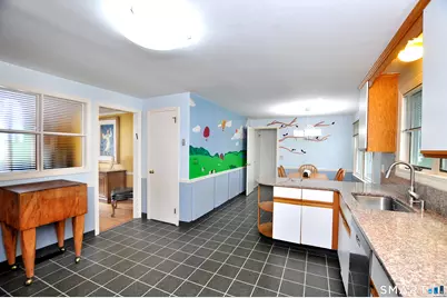 44 Miamis Road, West Hartford, CT 06117 - Photo 15