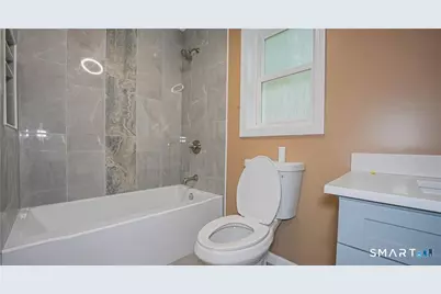 1460 Mount Carmel Avenue, Hamden, CT 06518 - Photo 9