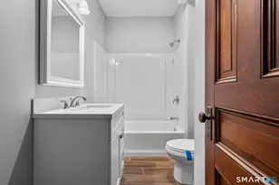548 Ferry St, New Haven, CT 06513 - Photo 9