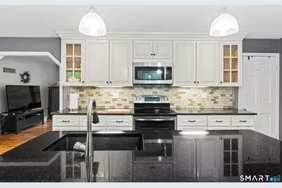 23 Hall Lane, Newtown, CT 06470 - Photo 15