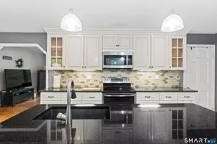 23 Hall Ln, Newtown, CT 06470 - Photo 15