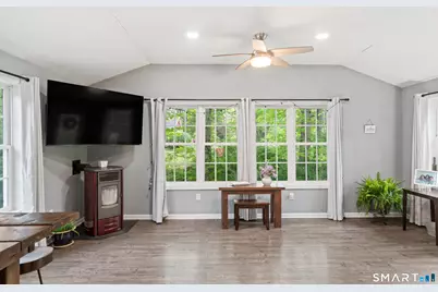 23 Hall Lane, Newtown, CT 06470 - Photo 9