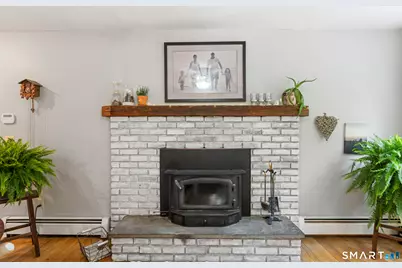 23 Hall Lane, Newtown, CT 06470 - Photo 19