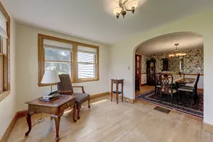 112 Spring St, Glastonbury, CT 06033 - Photo 9