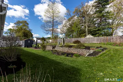140 Elizabeth Drive, Manchester, CT 06042 - Photo 23