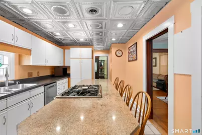 224 Putnam Avenue, Hamden, CT 06517 - Photo 13
