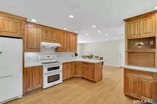 30 Maltbie Rd, Newtown, CT 06470 - Photo 15