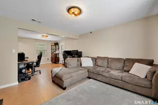 43 Oak St, Wolcott, CT 06716 - Photo 23