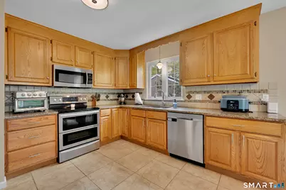43 Oak Street, Wolcott, CT 06716 - Photo 7