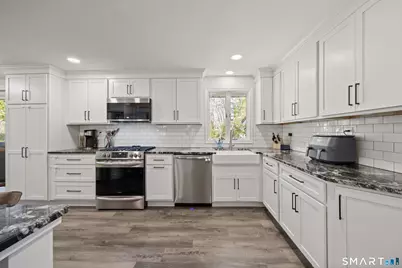 39 Grove Road, North Haven, CT 06473 - Photo 5