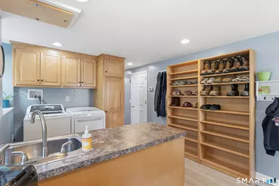 25 Forest Road, East Lyme, CT 06357 - Photo 23