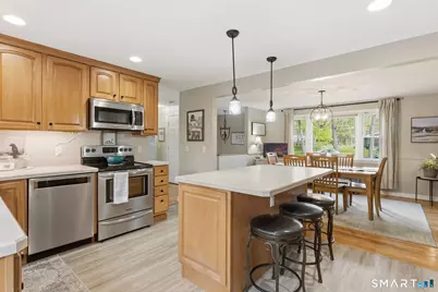25 Forest Road, East Lyme, CT 06357 - Photo 19