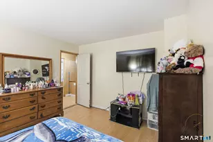 46 7th St, Newington, CT 06111 - Photo 11