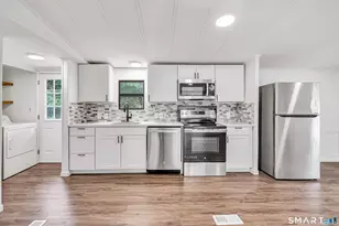 30 Crescent Park Rd, Westport, CT 06880 - Photo 17