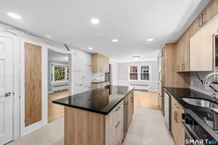 69 Linbrook Rd, West Hartford, CT 06107 - Photo 11