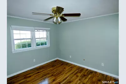 433 Gaylord Drive, Waterbury, CT 06708 - Photo 7