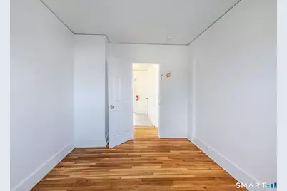 29 Roosevelt Avenue, Stamford, CT 06902 - Photo 21