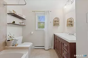 19 Maplewood Dr, East Lyme, CT 06333 - Photo 25