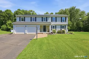 9 Jay Cir, Windsor, CT 06095 - Photo 1